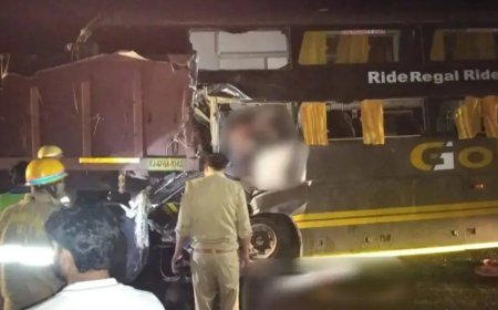 यमुना एक्सप्रेसवे पर भीषण हादसा: लखनऊ से दिल्ली जा रही स्लीपर बस ट्रक से टकराई, 4 की मौत, 24 घायल