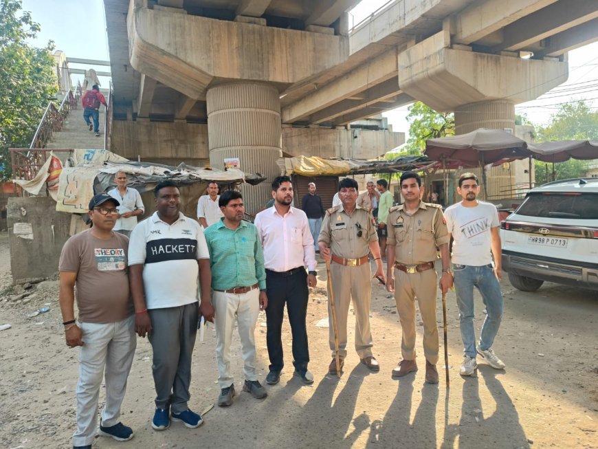 नगर पालिका परिषद दादरी द्वारा रेलवे रोड पर अतिक्रमण हटाओ अभियान; पॉलिथीन प्रयोग करने वालों पर लगाया जुर्माना