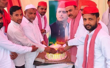 धूमधाम से मना सपा सुप्रीमो अखिलेश यादव का 53वां जन्मदिन