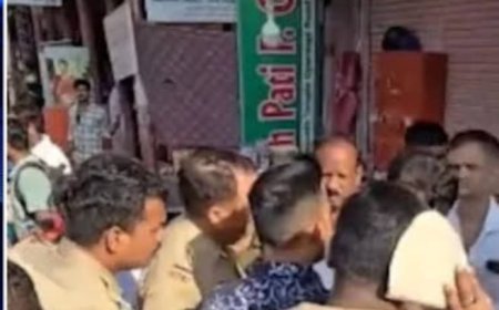 काशी विश्वनाथ मंदिर के पास फायरिंग के बाद प्रशासन अलर्ट, घटनास्थल पर पहुंचे एसीपी-डीसीपी, जांच के निर्देश