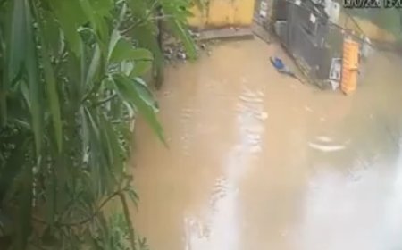 गाजियाबाद इंदिरापुरम में पानी भरे रास्ते में उतरे करंट से सिक्योरिटी गार्ड की मौत