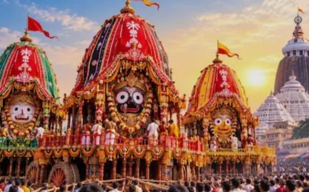 पुरी में निकली भगवान जगन्नाथ की भव्य रथ यात्रा