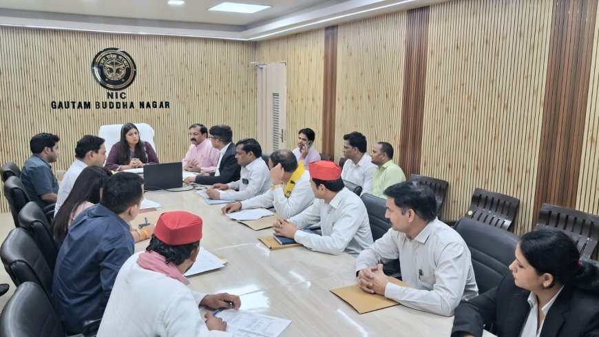 Gautam budh nagar अग्नि सुरक्षा मानकों के शत-प्रतिशत अनुपालन को लेकर जिलाधिकारी की अध्यक्षता में महत्वपूर्ण बैठक संपन्न