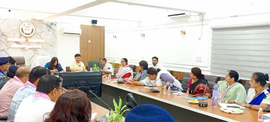 जिलाधिकारी की अध्यक्षता में भारत स्काउट एवं गाइड जनपद गौतम बुद्ध नगर की जिला परिषद की बैठक सम्पन्न