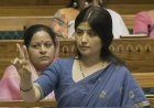 वास्तविक मुद्दों से युवाओं का ध्यान हटाना चाह रही केंद्र और यूपी सरकार: डिंपल यादव