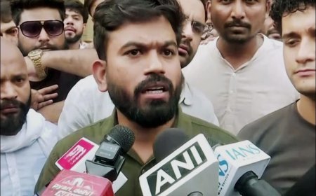 48 घंटे का अल्टीमेटम, स्कूल विवाद पर कॉकरोच जनता पार्टी का जयपुर में धरने का ऐलान