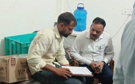 आगामी रक्षाबंधन पर्व के दृष्टिगत जनपद वासियों को शुद्ध खाद्य पदार्थ उपलब्ध कराने हेतु जनपद का खाद्य सुरक्षा एवं औषधि प्रशासन विभाग एक्शन में