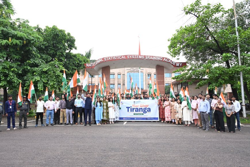 ग्रेटर नोएडा में देशभक्ति का संगम, NSSTA में वंदे मातरम् के 150वें वर्ष और 'हर घर तिरंगा' अभियान के तहत निकाली गई भव्य तिरंगा यात्रा
