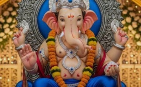गणेश उत्सव पर सेलेब्स के घर गूंजा ‘गणपति बप्पा मोरया’, दिव्या दत्ता ने बनाया हलवे का भोग