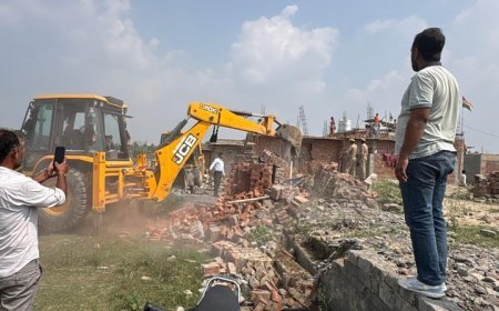 ग्रेनो प्राधिकरण ने भनौता में अवैध निर्माण पर चलाया बुल्डोजर