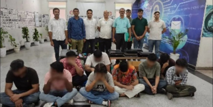 दिल्लीः फर्जी इंटरनेशनल कॉल सेंटर का भंडाफोड़, 11 गिरफ्तार