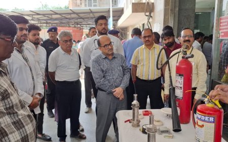 राजकीय ज़िला संयुक्त चिकित्सालय, नोएडा में फायर मॉक ड्रिल का आयोजन